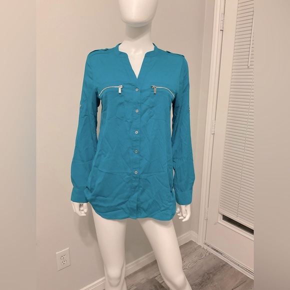 Calvin Klein Turquoise Tab Sleeve Shirt Size: Small - Picture 2 of 8